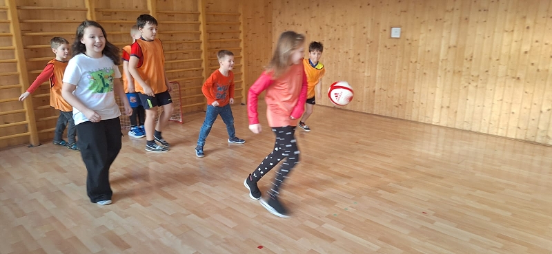 Den klučičích věcí + fotbalový den.