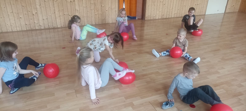 Krteček a svátky jara 2 část - Domácí zvířata