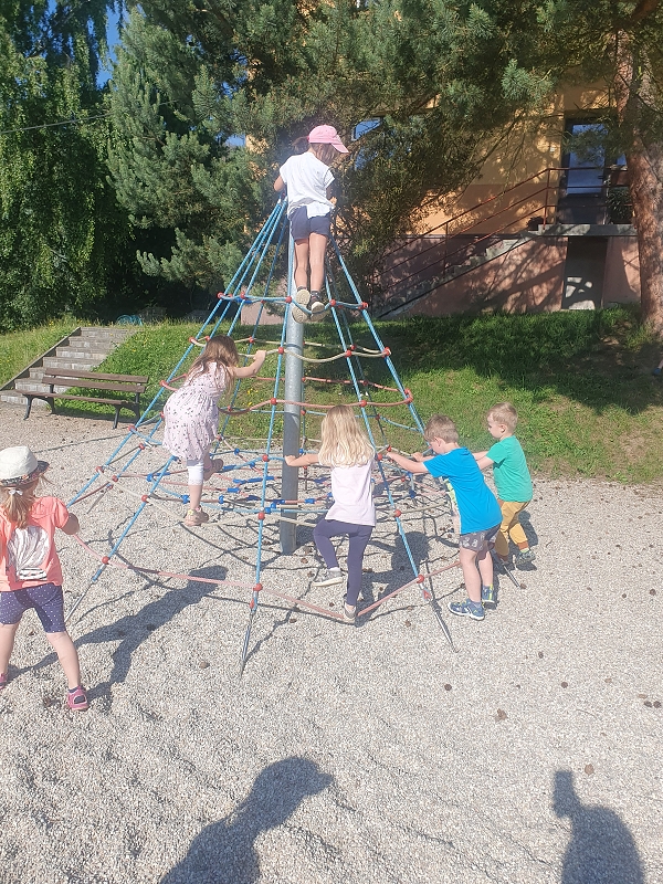 Cestujeme s exotickými zvířaty - ZOO
