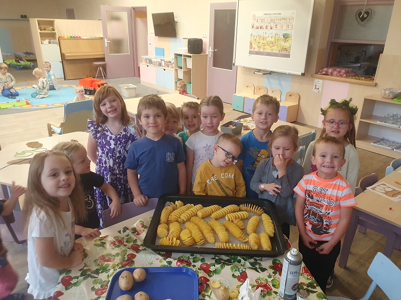 Na poli + třídní bramboriáda