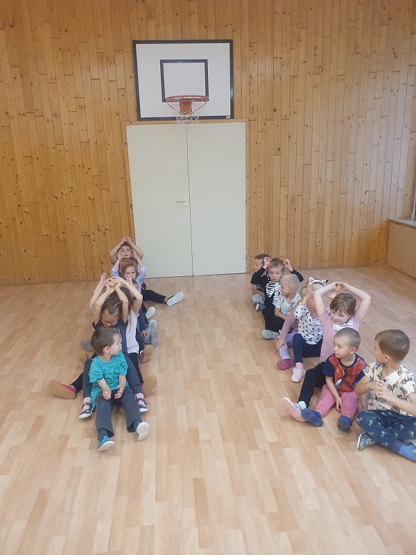 Na poli + třídní bramboriáda