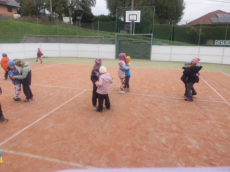 Na poli + třídní bramboriáda