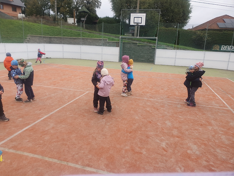 Na poli + třídní bramboriáda