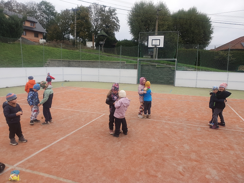 Na poli + třídní bramboriáda