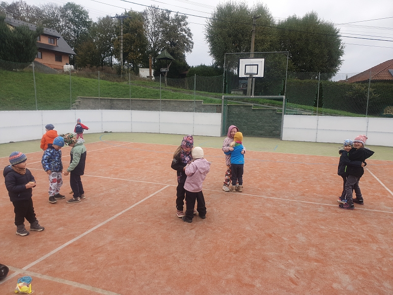 Na poli + třídní bramboriáda