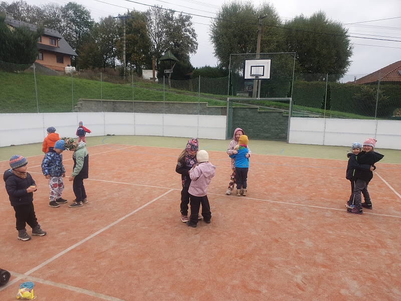 Na poli + třídní bramboriáda