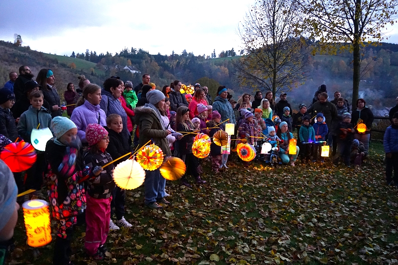 Uspávání Broučků - Světlušek